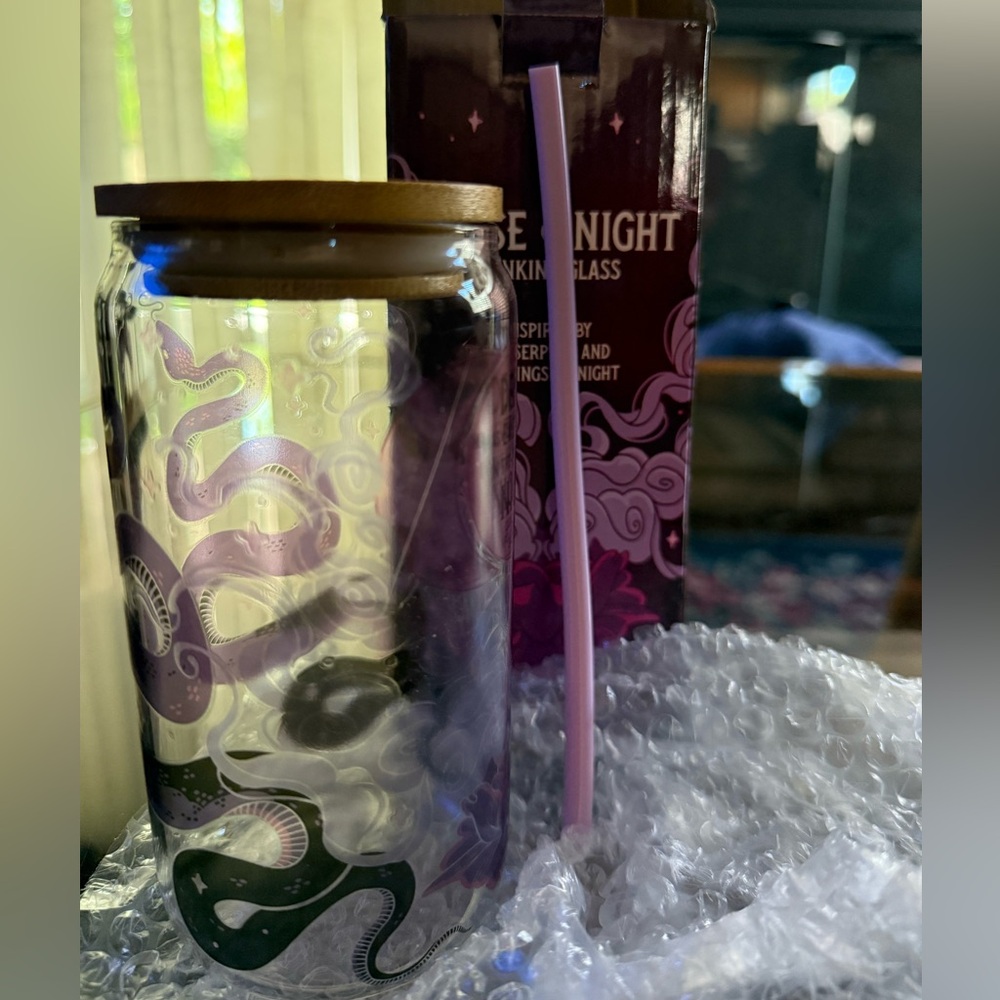 Illumicrate House of Night Drinking Glass
